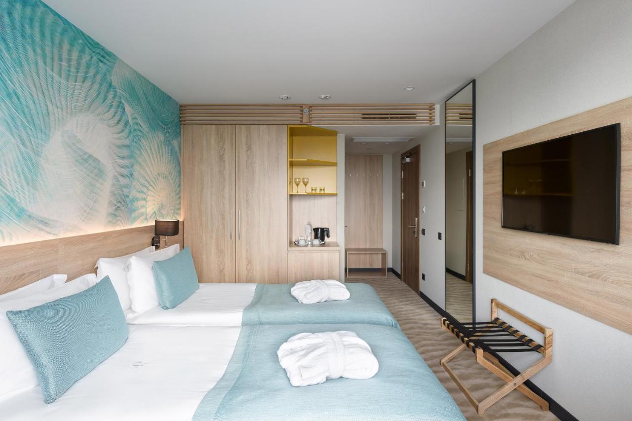 Premier Hotel Odessa Luaran gambar A room at the hotel