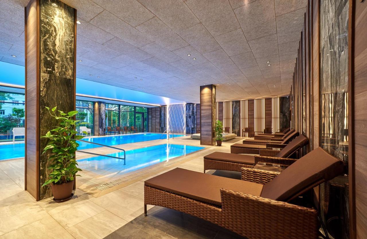 Premier Hotel Odessa Luaran gambar The spa at the Hotel
