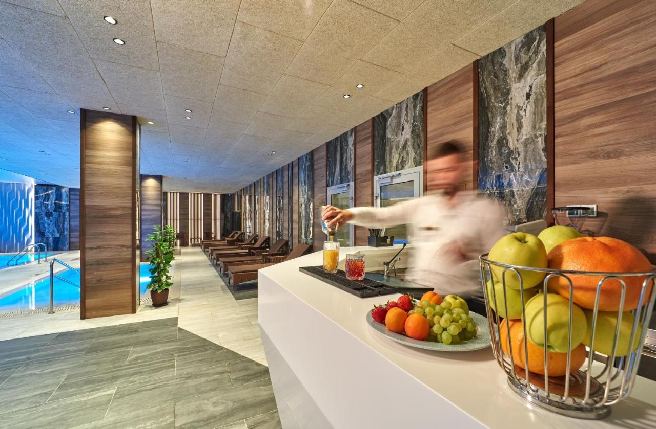 Premier Hotel Odessa Luaran gambar The spa at the Hotel