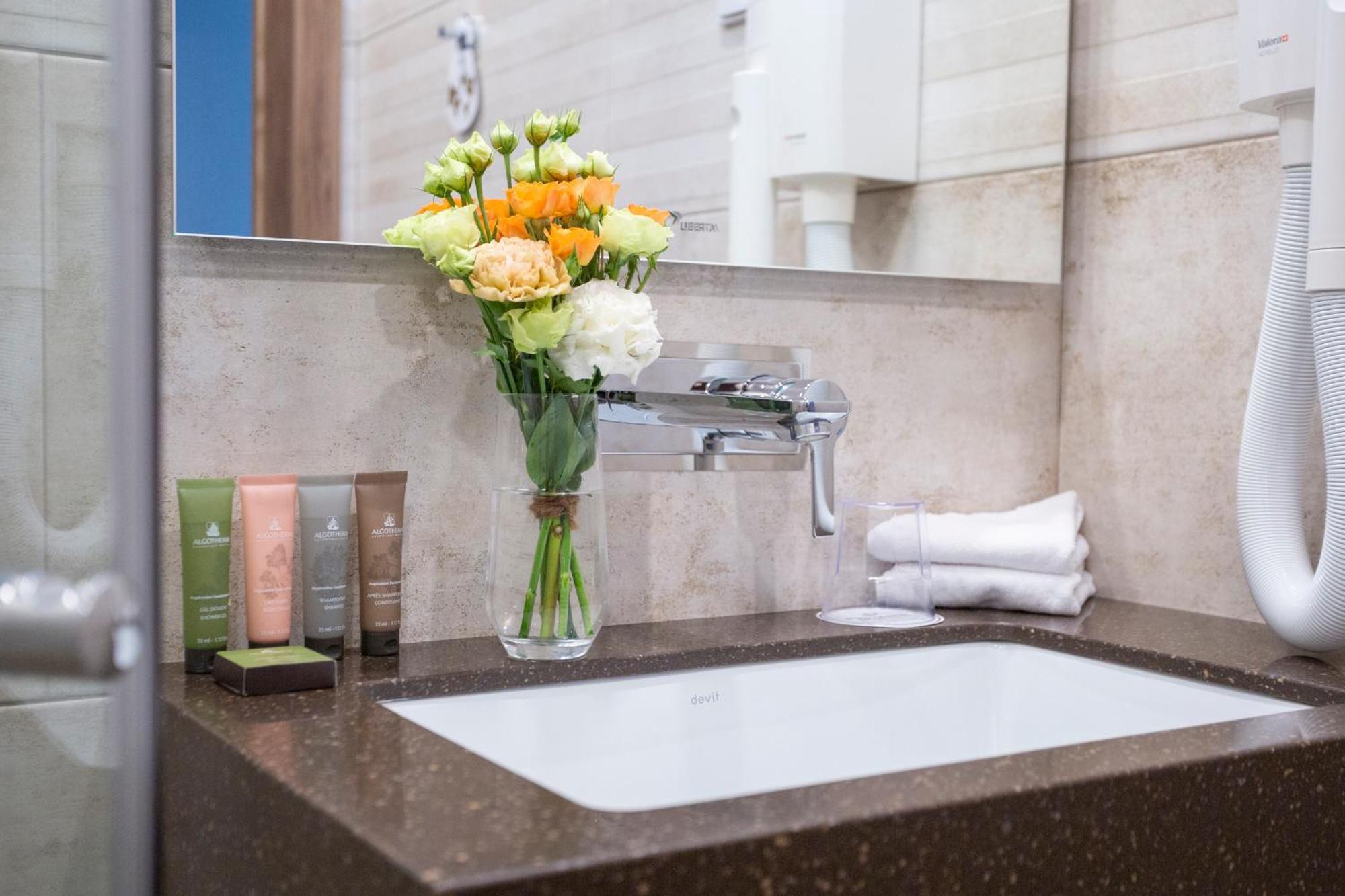 Premier Hotel Odessa Bilik gambar Bathroom